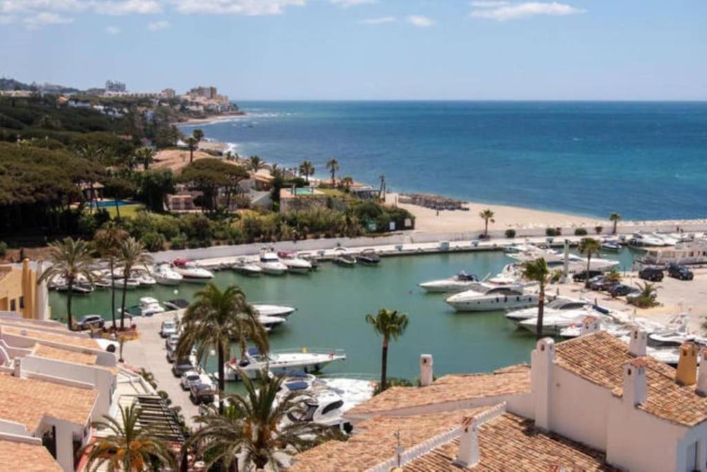 Algaida Beachfront - Seaview Studio Costa Del Sol Lägenhet Sitio de Calahonda Exteriör bild